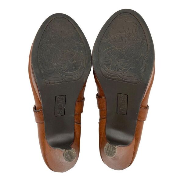 Unlisted By Kenneth Cole File Type Bootie Heels Boots - Picture 9 of 10